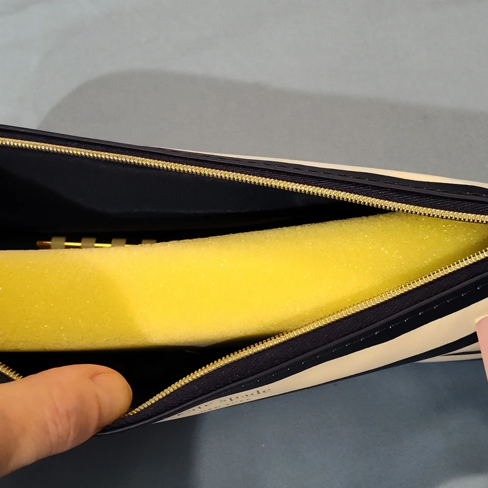 NWT! KATE SPADE Pencil Case With Supplies